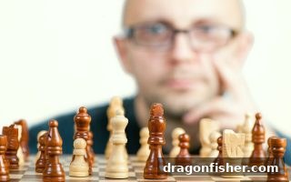 龙王捕鱼棋牌桌游：一场连接智慧与情感的社交革命